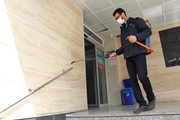 ضد عفونی کردن سطوح محیطی جهت پیشگیری از شیوع ویروس کرونا در بیمارستان مستقل شهید دکتر فقیهی