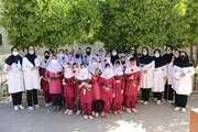 حضور دانش آموزان مدرسه دکتر حسابی در غرفه سلامت