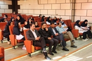 مدیر مرکز آموزشی درمانی شهید دکتر فقیهی همراه با مدیران ارشد و میانی طی نشست هفتگی به گفتگو پرداخت .