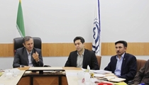 معاون توسعه مدیریت و منابع دانشگاه علوم پزشکی شیراز در نشست مجمع مدیران بیمارستان‌های شیراز، تاکید کرد: تحقق عدالت در توزیع درآمدها و پرداختهای پرسنلی در بیمارستان ها
